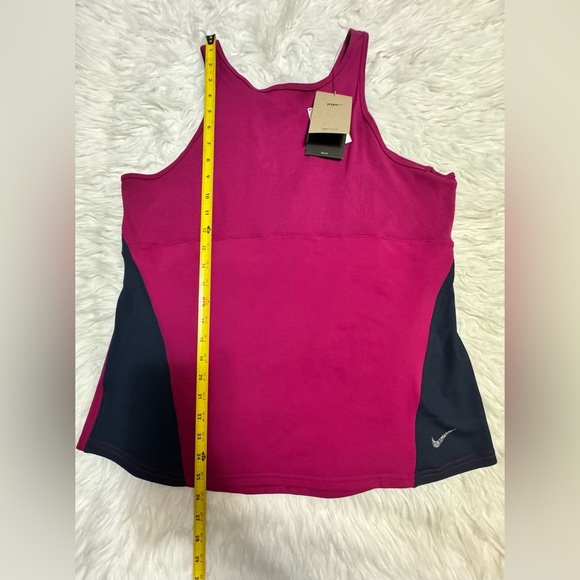 - Nike Dri-Fit Yoga Burgundy Women's Tank Top Size XL - Picture 4 of 11